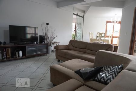 Detalhe Sala de casa para alugar com 4 quartos, 305m² em Morro do Espelho, São Leopoldo