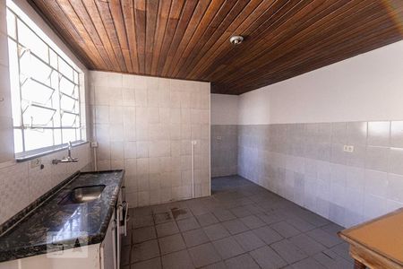 Cozinha de casa para alugar com 1 quarto, 30m² em Vila Regente Feijó, São Paulo