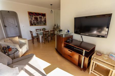 Sala de apartamento à venda com 3 quartos, 70m² em Vila Ipojuca, São Paulo