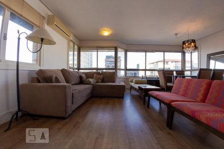 Sala de apartamento para alugar com 4 quartos, 155m² em Petrópolis, Porto Alegre