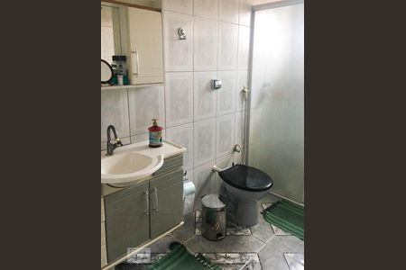 Banheiro suíte de casa à venda com 3 quartos, 175m² em Jardim Popular, São Paulo