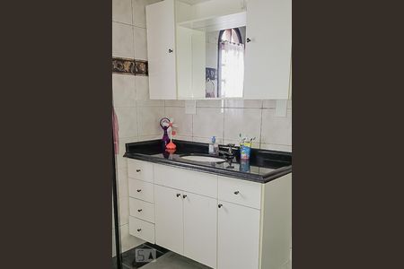 Banheiro de casa à venda com 3 quartos, 253m² em Vila Cláudio, Santo André