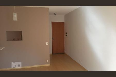 Sala de apartamento para alugar com 2 quartos, 52m² em Parque Rural Fazenda Santa Cândida, Campinas