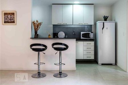 Cozinha de apartamento para alugar com 1 quarto, 62m² em Centro, Rio de Janeiro