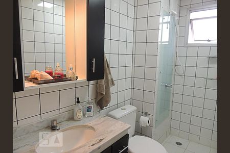 Banheiro de apartamento à venda com 2 quartos, 50m² em Vila Moreira, São Paulo