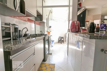 Cozinha de apartamento à venda com 2 quartos, 48m² em Vila Bela Vista (zona Norte), São Paulo