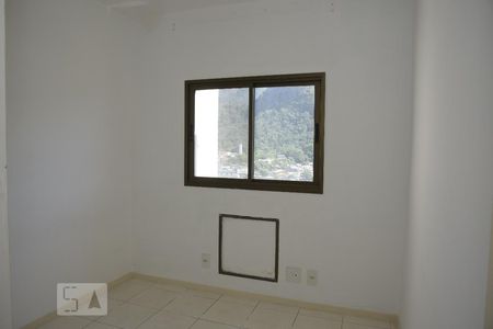 Quarto 1 de apartamento à venda com 4 quartos, 98m² em Jacarepaguá, Rio de Janeiro