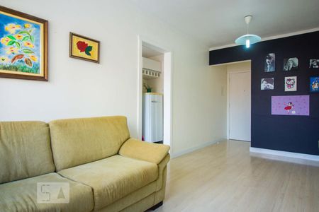 Sala de apartamento para alugar com 1 quarto, 50m² em Vila Ipiranga, Porto Alegre