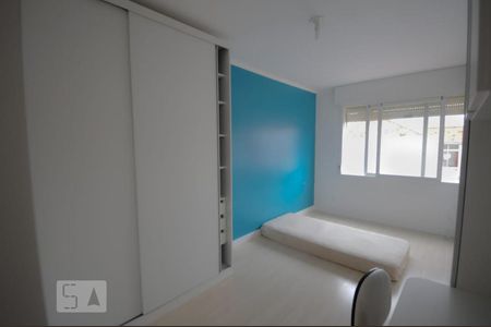 Quarto de apartamento para alugar com 1 quarto, 50m² em Vila Ipiranga, Porto Alegre