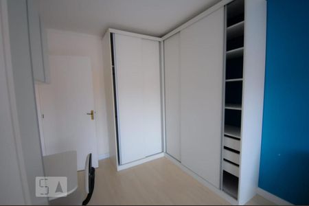 Quarto de apartamento para alugar com 1 quarto, 50m² em Vila Ipiranga, Porto Alegre