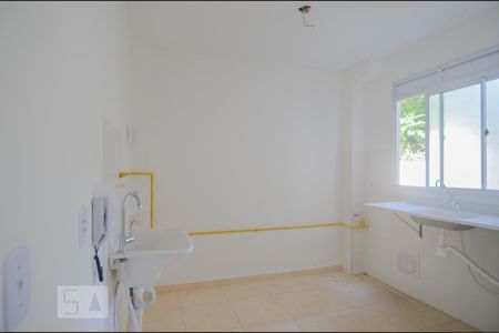 Cozinha de apartamento para alugar com 1 quarto, 40m² em Vila Nova, Porto Alegre