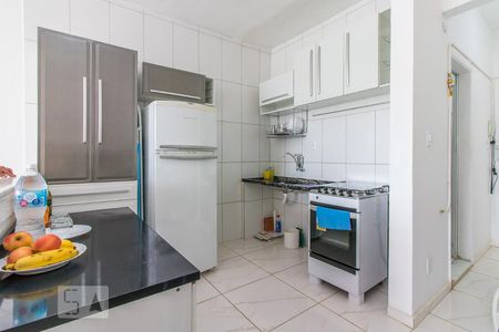 Cozinha de kitnet/studio para alugar com 1 quarto, 48m² em Bela Vista, São Paulo