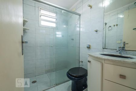 Banheiro de apartamento para alugar com 2 quartos, 64m² em Jardim Marajoara, São Paulo