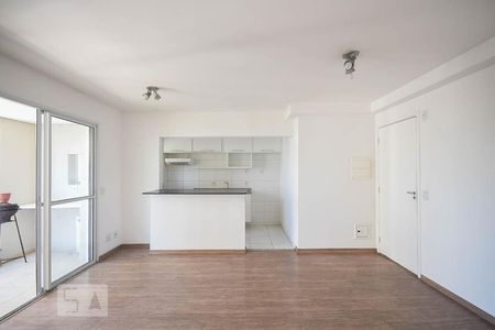 Sala de apartamento à venda com 2 quartos, 64m² em Vila Suzana, São Paulo