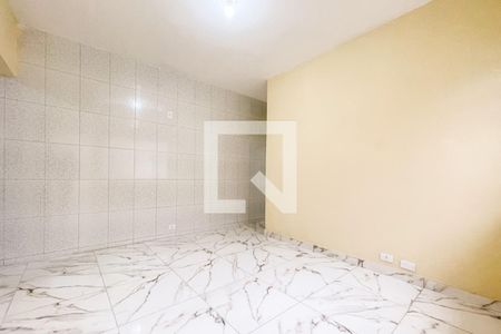 Sala de casa para alugar com 1 quarto, 45m² em Santa Terezinha, São Bernardo do Campo