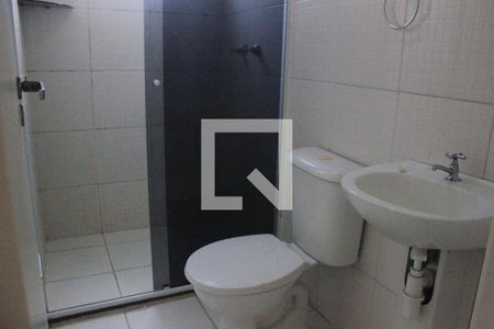 Banheiro de apartamento para alugar com 2 quartos, 46m² em Vila Venditti, Guarulhos