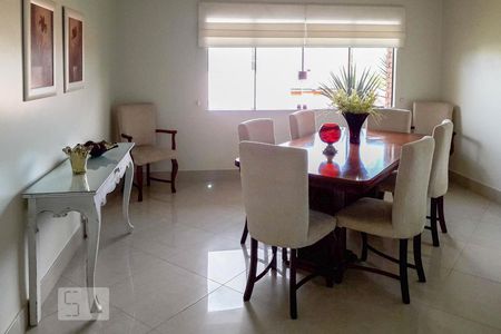 Sala de casa de condomínio à venda com 4 quartos, 536m² em Alphaville, Santana de Parnaíba