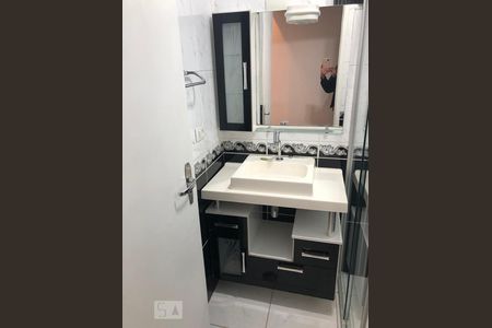 Banheiro Social de apartamento para alugar com 2 quartos, 70m² em Vila Clementino, São Paulo