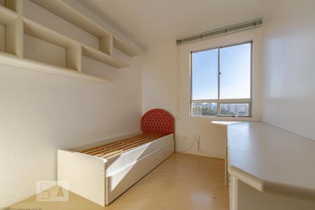 Quarto 1 de apartamento para alugar com 3 quartos, 78m² em Cristo Rei, Curitiba