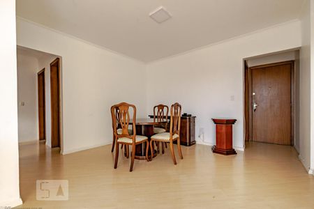 Sala de apartamento para alugar com 3 quartos, 78m² em Cristo Rei, Curitiba