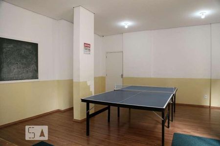 Sala de Jogos de apartamento para alugar com 2 quartos, 49m² em Jardim Henriqueta, Taboão da Serra