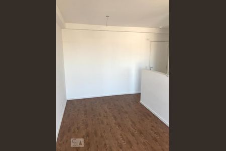 Sala de apartamento para alugar com 2 quartos, 49m² em Jardim Henriqueta, Taboão da Serra