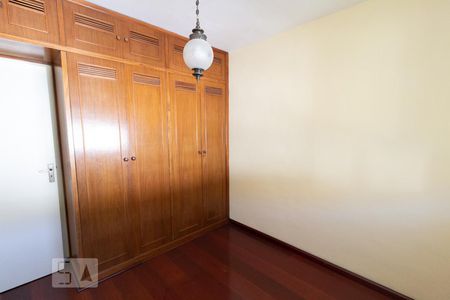 Quarto 2 de apartamento para alugar com 2 quartos, 59m² em Méier, Rio de Janeiro