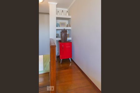 Sala de vídeo de apartamento para alugar com 2 quartos, 190m² em Cambuí, Campinas