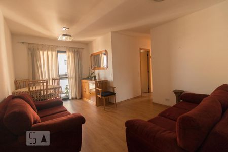 Sala de apartamento para alugar com 3 quartos, 62m² em Vila Carbone, São Paulo