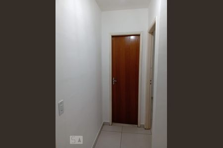 Corredor de apartamento para alugar com 1 quarto, 46m² em Vila Fachini, São Paulo