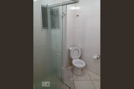 Banheiro Social de apartamento para alugar com 1 quarto, 46m² em Vila Fachini, São Paulo