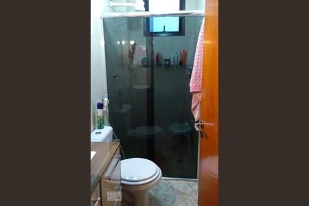Banheiro de apartamento à venda com 2 quartos, 57m² em Vila Ré, São Paulo