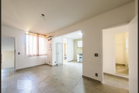 Apartamento à venda com 65m², 2 quartos e 1 vagaSala