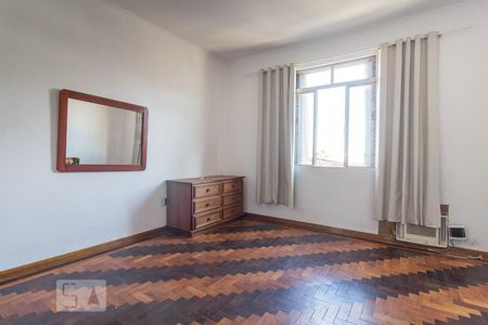 Dormitório de kitnet/studio à venda com 1 quarto, 40m² em Floresta, Porto Alegre