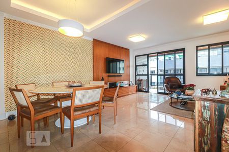 Sala de apartamento à venda com 3 quartos, 230m² em Freguesia , Rio de Janeiro