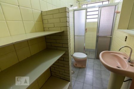 Banheiro de casa para alugar com 2 quartos, 82m² em Perdizes, São Paulo