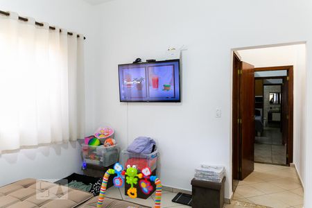 Sala de casa para alugar com 2 quartos, 142m² em Vila Gumercindo, São Paulo