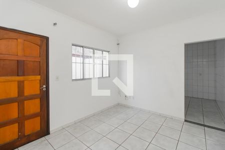 Sala de casa para alugar com 2 quartos, 76m² em Vila Nova Savoia, São Paulo