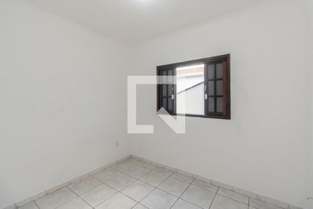 Quarto de casa para alugar com 2 quartos, 76m² em Vila Nova Savoia, São Paulo