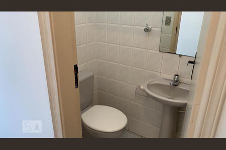 Lavabo de apartamento para alugar com 1 quarto, 57m² em Jardim Brasil, Campinas