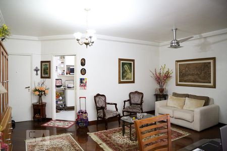 Apartamento à venda com 3 quartos, 134m² em Chácara Inglesa, São Paulo