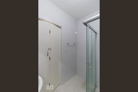 Banheiro de casa para alugar com 2 quartos, 140m² em Vila Ré, São Paulo