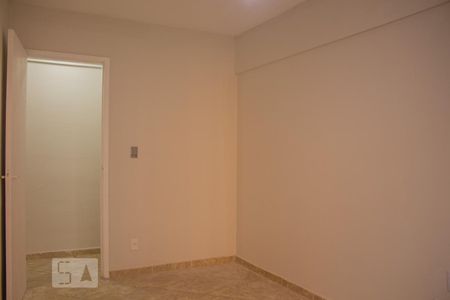 Quarto 1 de apartamento para alugar com 2 quartos, 68m² em Itanhangá, Rio de Janeiro