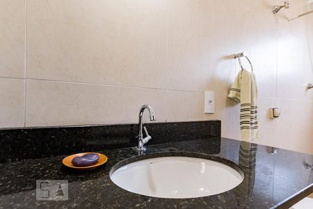 Banheiro de casa para alugar com 3 quartos, 160m² em Jardim Santana, Campinas