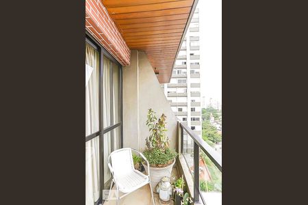 Varanda de apartamento à venda com 3 quartos, 132m² em Jardim das Bandeiras, São Paulo