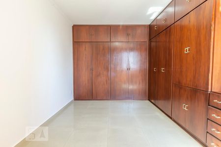 Quarto 1 de apartamento para alugar com 2 quartos, 127m² em Perdizes, São Paulo