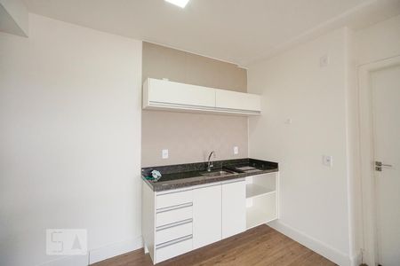 Cozinha de kitnet/studio para alugar com 1 quarto, 34m² em Vila Esperança, São Paulo