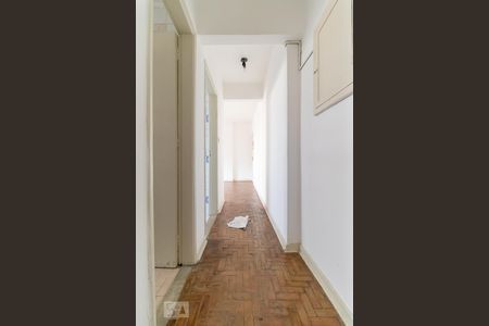 Corredor de apartamento para alugar com 1 quarto, 42m² em Pinheiros, São Paulo