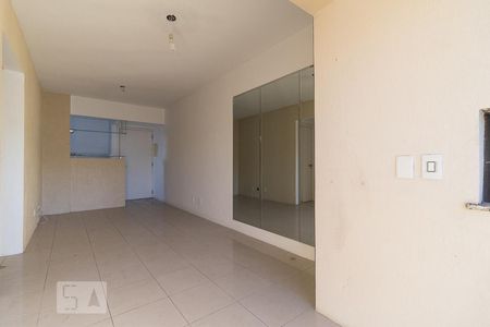 Sala de apartamento à venda com 2 quartos, 77m² em Sarandi, Porto Alegre