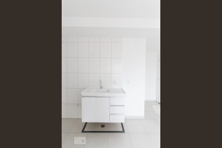 Cozinha de apartamento para alugar com 2 quartos, 38m² em Chácara Inglesa, São Paulo